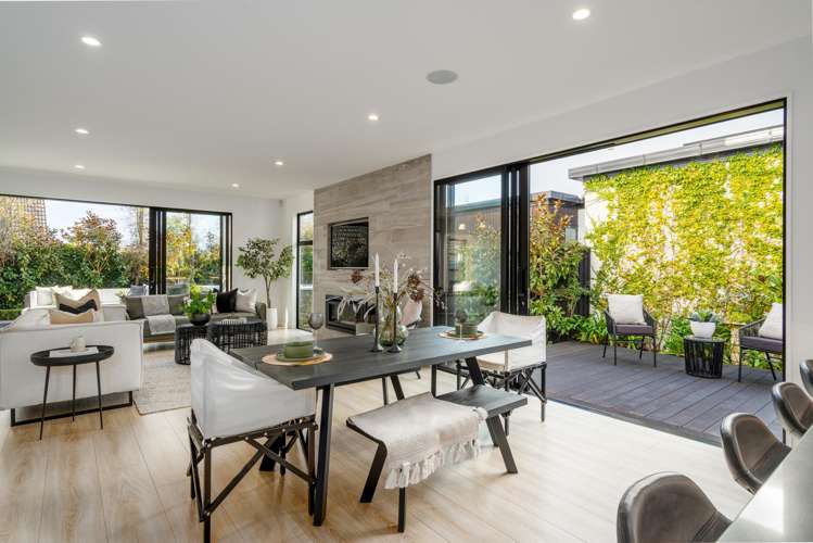 9 Garden Road_5