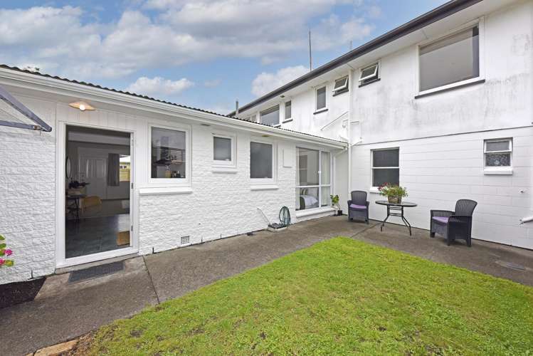 1/72 Longfellow Street Sydenham_11