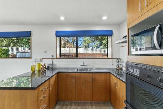 12A Algie Place Avonhead_3