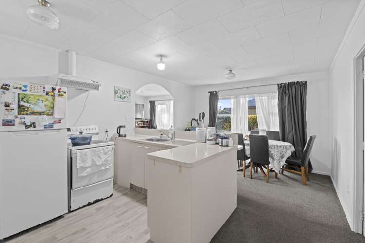 65 Kilmarnock Avenue Strathern_3