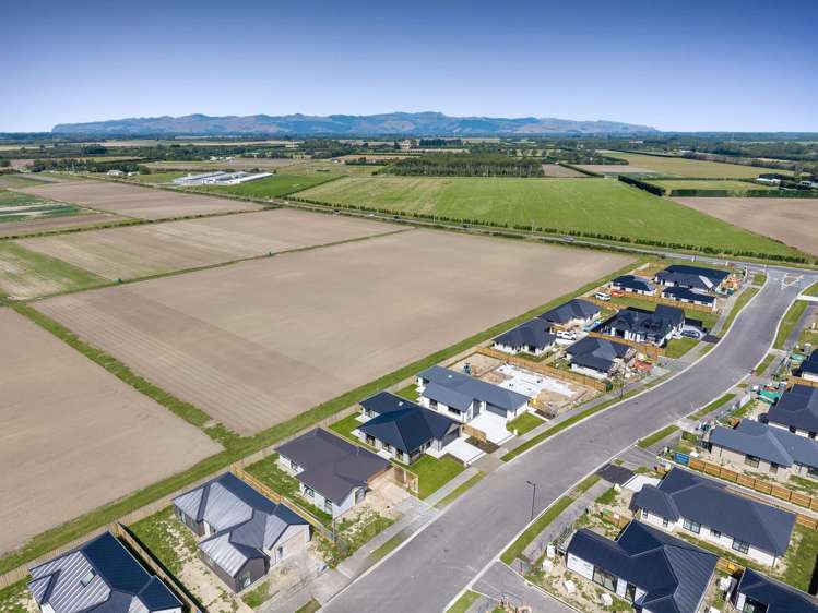 101 Scout Street Rolleston_30