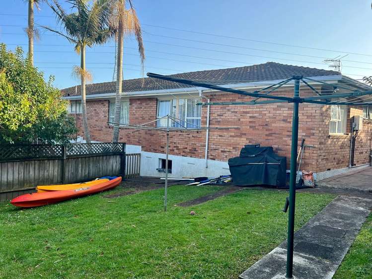 2/2 Olsen Avenue Hillsborough_25