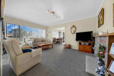 36 Greenmeadows Avenue_4