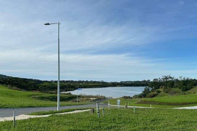 143 40 Triplefin Ave Te Awanui Waters_4