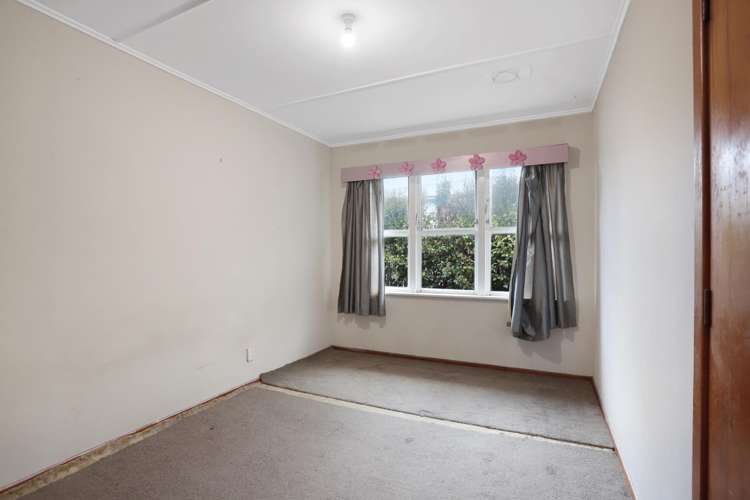 53 Tiroroa Avenue Te Atatu South_9