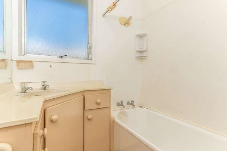 11 Aquarius Avenue Glen Eden_8