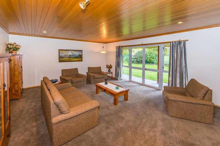 21 Guys Road Yaldhurst_5