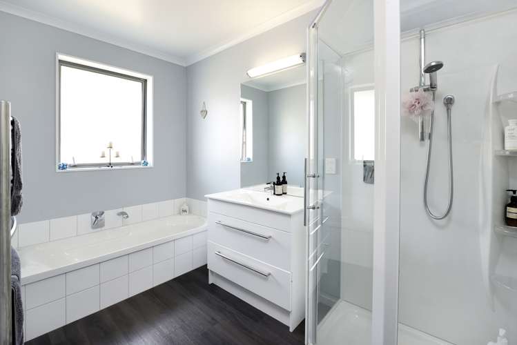 9 Mary Newton Place Brightwater_19