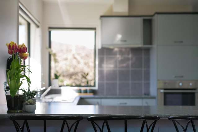 33 Consort Close Paraparaumu Beach_1