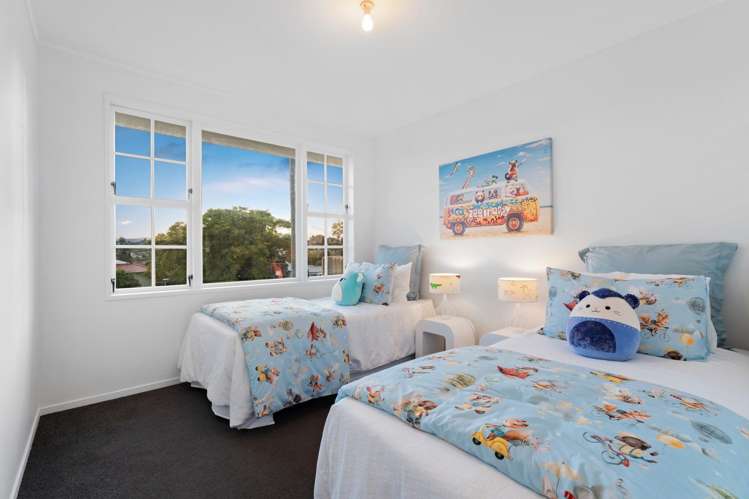 10 Hueglow Rise West Harbour_24