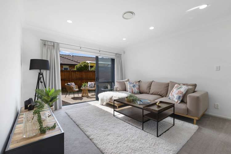 50 Aberdeen Crescent Wattle Downs_9