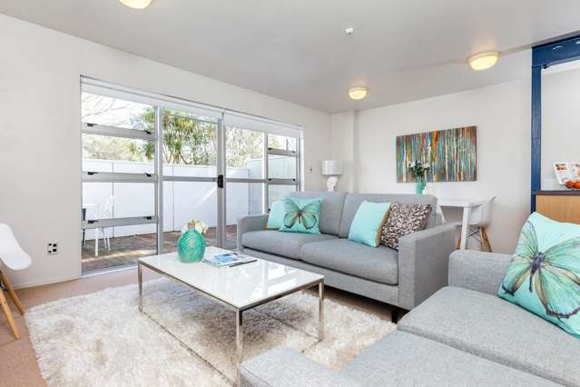 2/2 Atarangi Road Greenlane_2