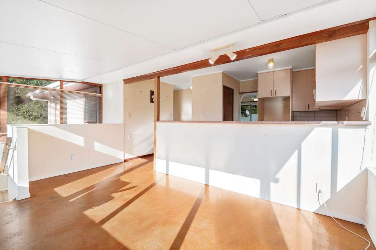 16 Arkles Strand_1