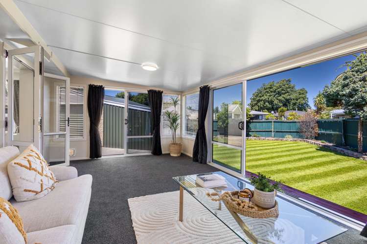 52 West-Watson Avenue Hillmorton_14