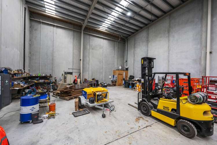 Unit 4, 5 Workspace Drive Hobsonville_7