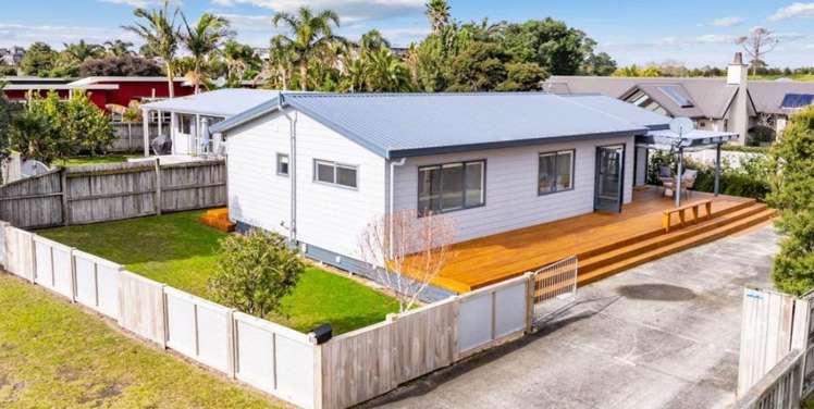 38 Seabreeze Road_0