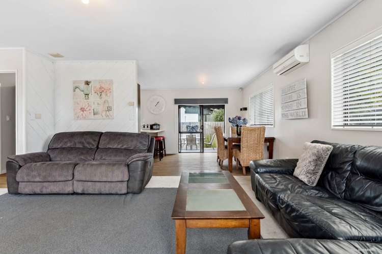2/3 Kelvin Road Papakura_13