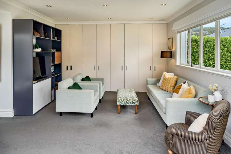 292 The Parade Island Bay_10