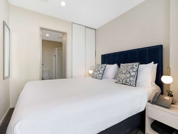 1010/17 Amersham Way Manukau_13