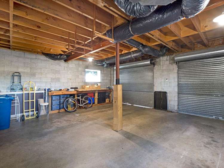 5 Exeter Crescent Springvale_26