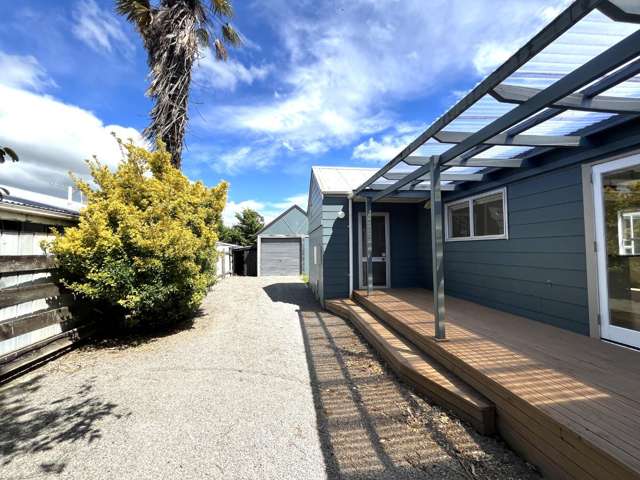 20 Moore Crescent 10114_1