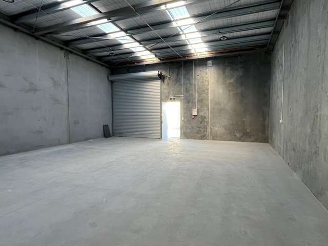 7/1 Lake Bryndwr Lane Burnside_3