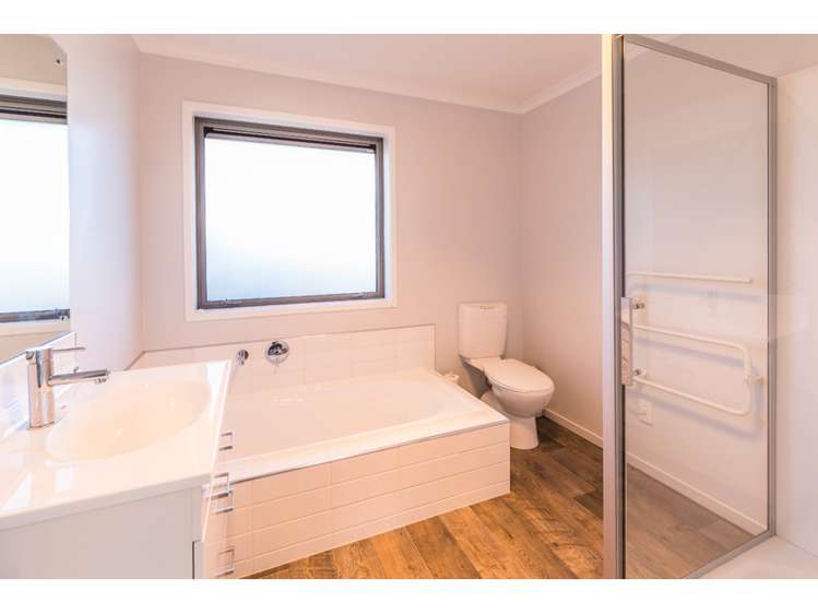 8 Carteret Place Aranui_10