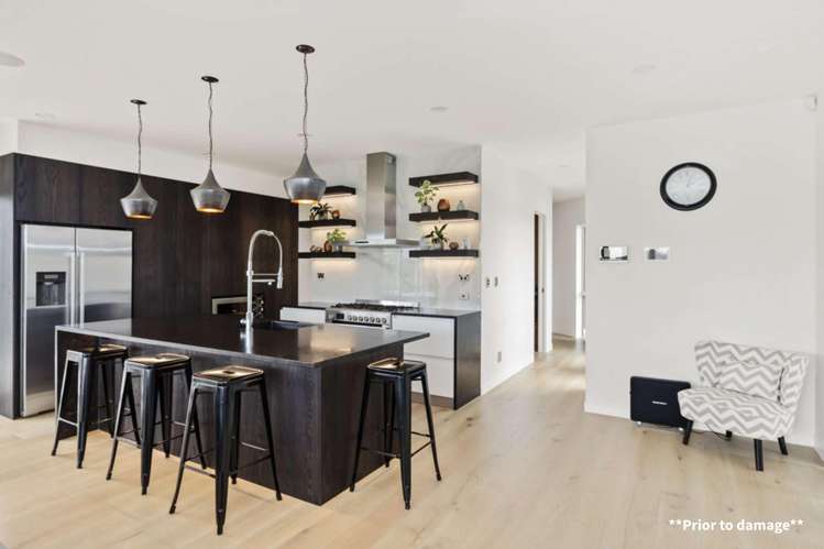 17 Capriole Crescent Kingseat_11