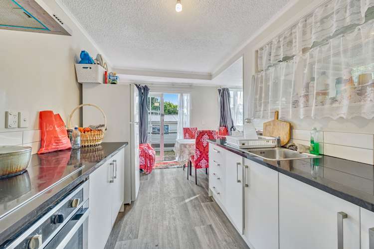 72 Mckenzie Road Mangere Bridge_5