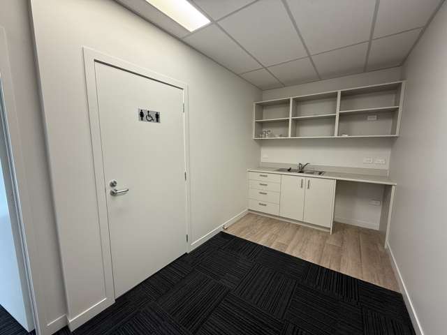 8/4 Rawiri Place Hobsonville_3