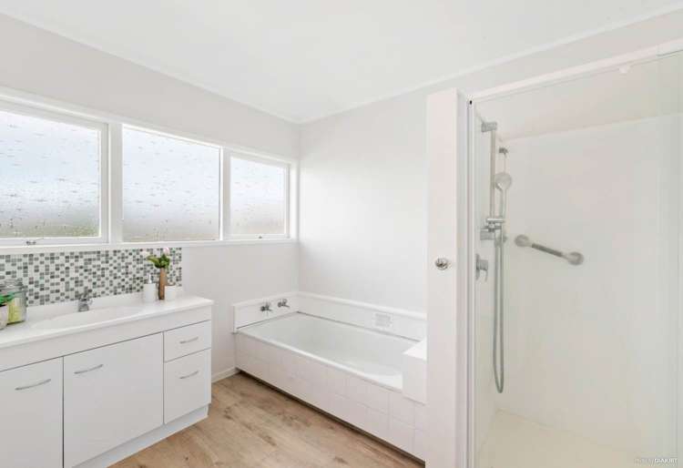 1/114 Eban Avenue Hillcrest_15