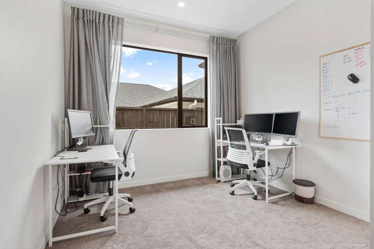 4 Spark Road Wainui_16