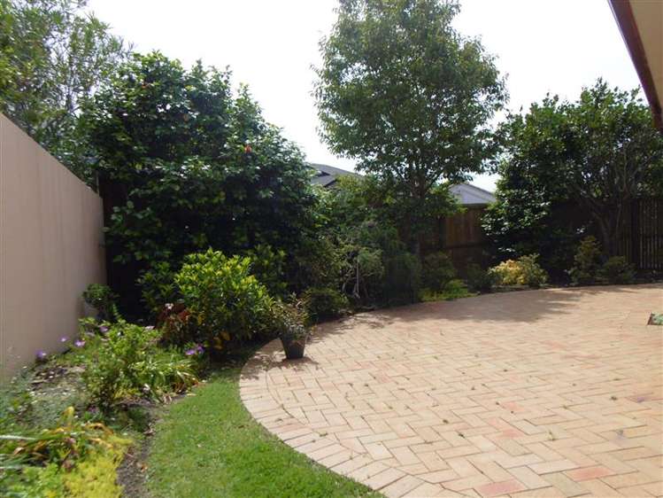 40 Langana Avenue 1607_17