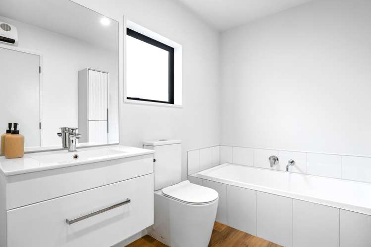 11 Moreton Green Rolleston_8