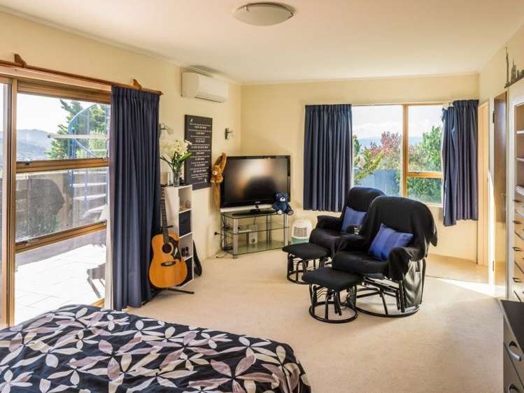 1 Beavis Lane Karori_11