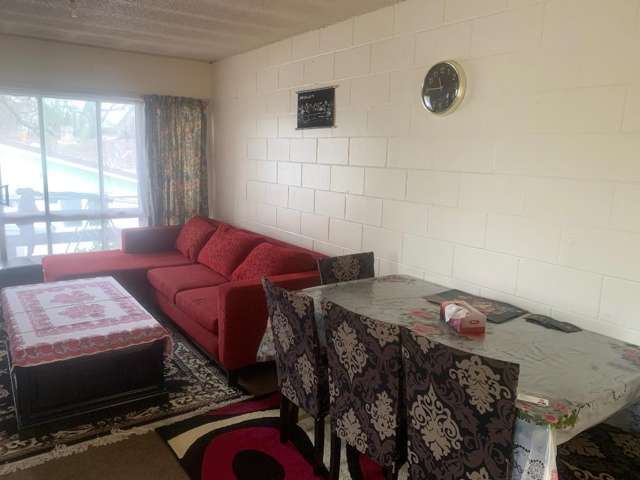 7/25 Wellington Street Hamilton East_2