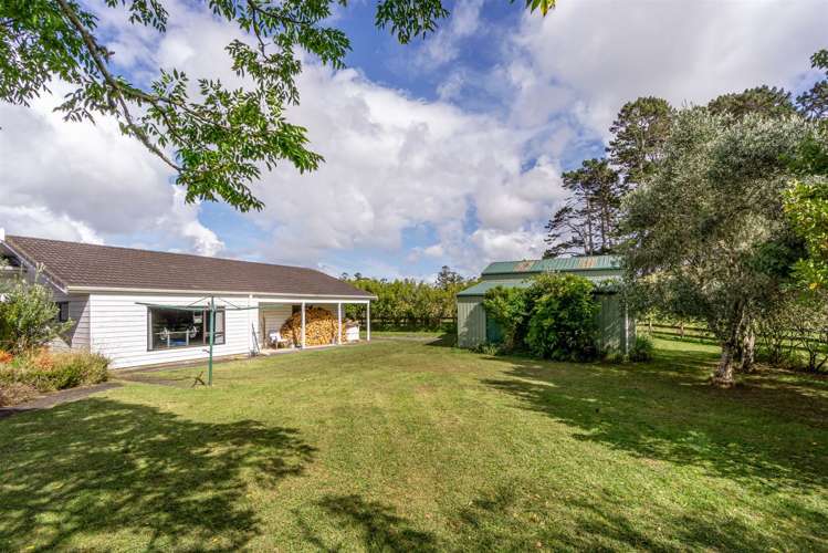 484 Kahikatea Flat Road Waitoki_27