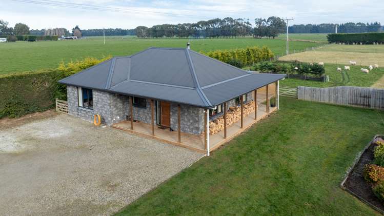 176 Seaward Road Edendale_22