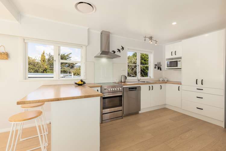 71 Golf Road Paraparaumu Beach_5