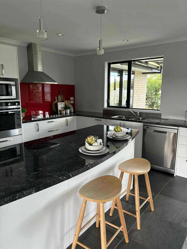 4 Kowi Lakes Drive One Tree Point_3