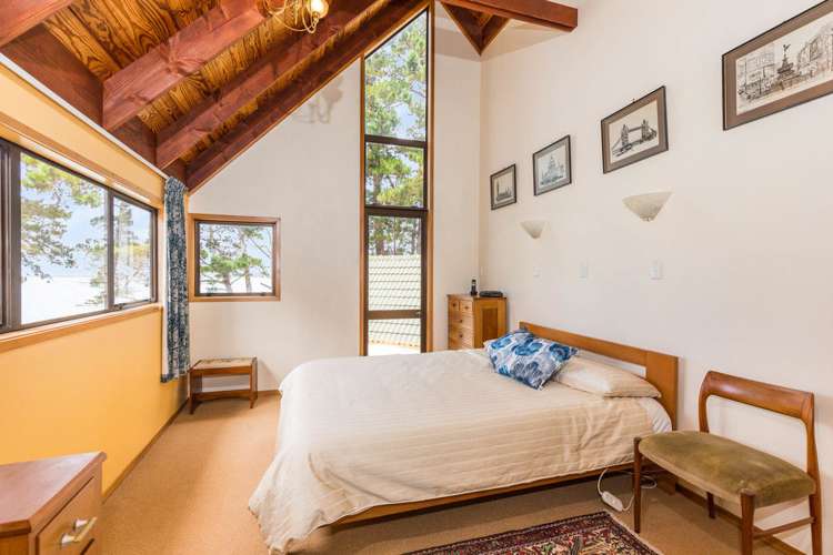 72 Rosecamp Road Beach Haven_10