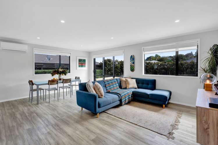 60 Magnolia Drive Westown_2