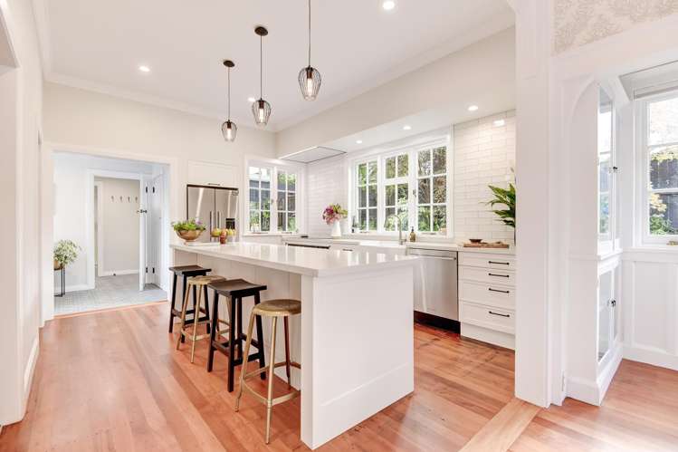 3 Brassey Road Saint Johns Hill_3