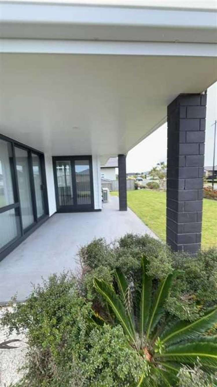 12 Kahukaka Road 2010_11