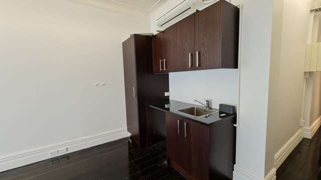 Suite 303A/8 Commerce Street Auckland Central_3