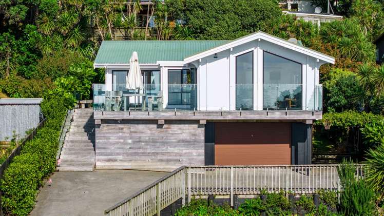 3 Edwin Mitchelson Road Muriwai Beach_25