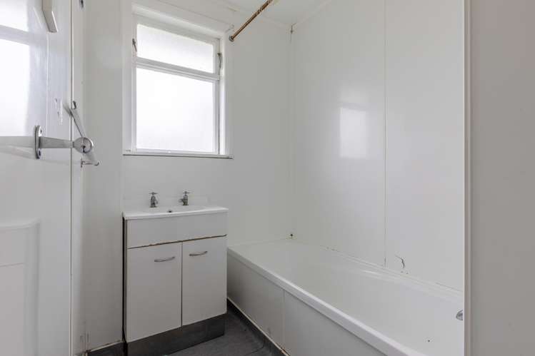 402 Kiwi Place Camberley_2