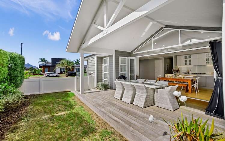 8 Waitemata Drive One Tree Point_9