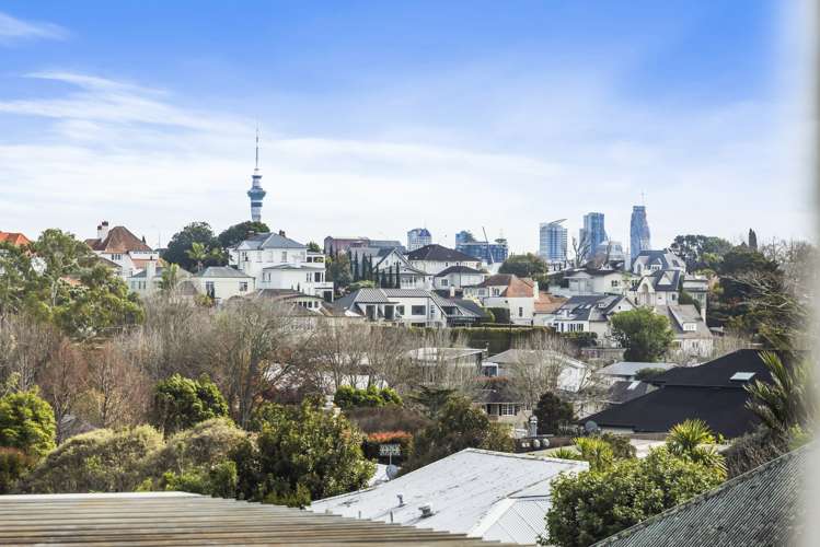 1/120 Orakei Road Remuera_13