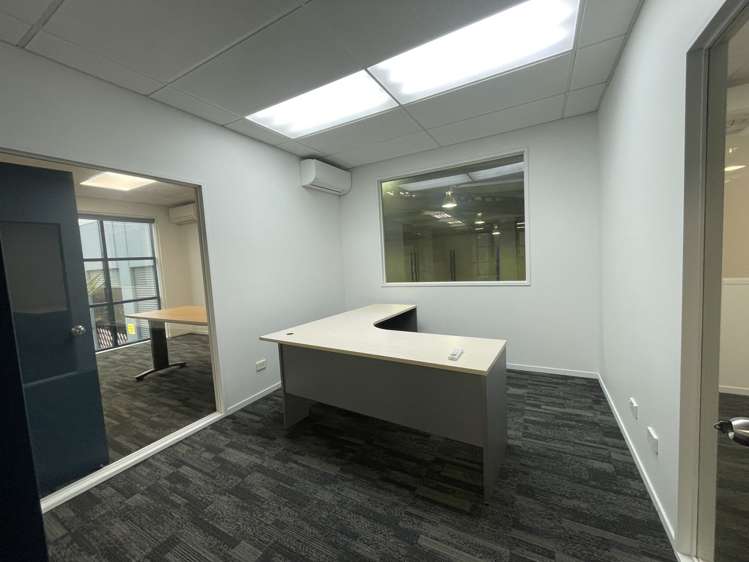 Unit E/9 Piermark Drive Rosedale_10